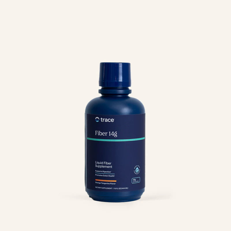 Trace minerals skystų maistinių skaidulų pakuotė šviesiame fone.