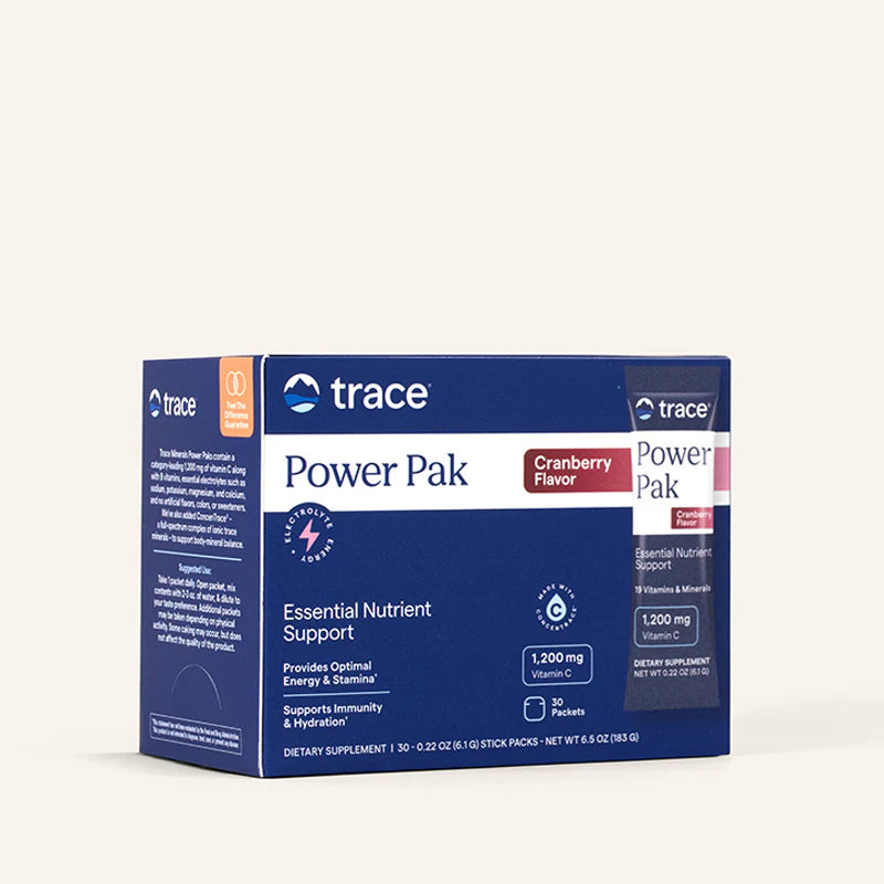 Trace minerals power pak mišinio pakuotė šviesiame fone. Spanguolių skonio